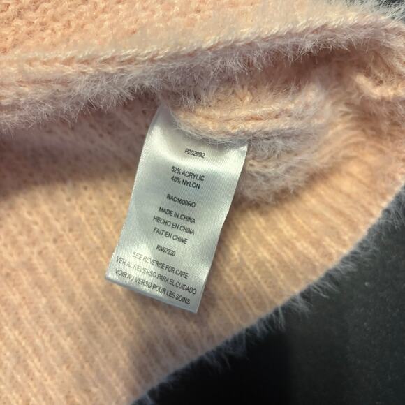 Almost Famous Womens Pink Sweater Size Medium M Pearl Twist Front - Picture 8 of 8